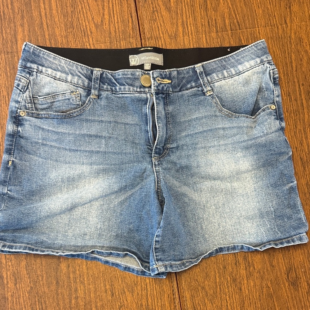 Wit & Wisdom Classic Blue Jean Shorts